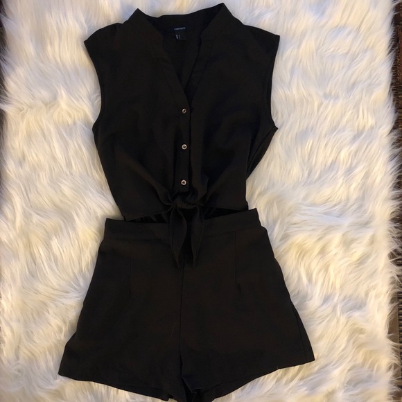 👗 Forever 21 Romper / Jumper - Picture 1 of 8
